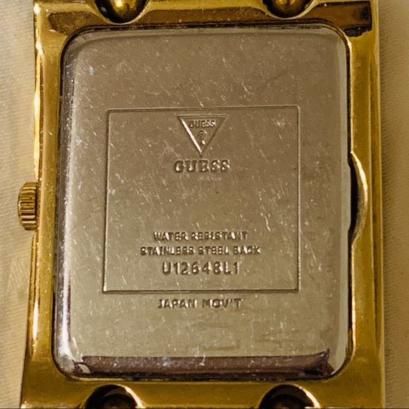 😍Guess gold tone watch💛 - Picture 3 of 6